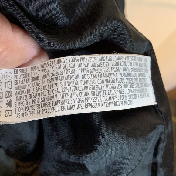 Forever 21 Puffer Pink Hooded Coat L - Picture 9 of 9